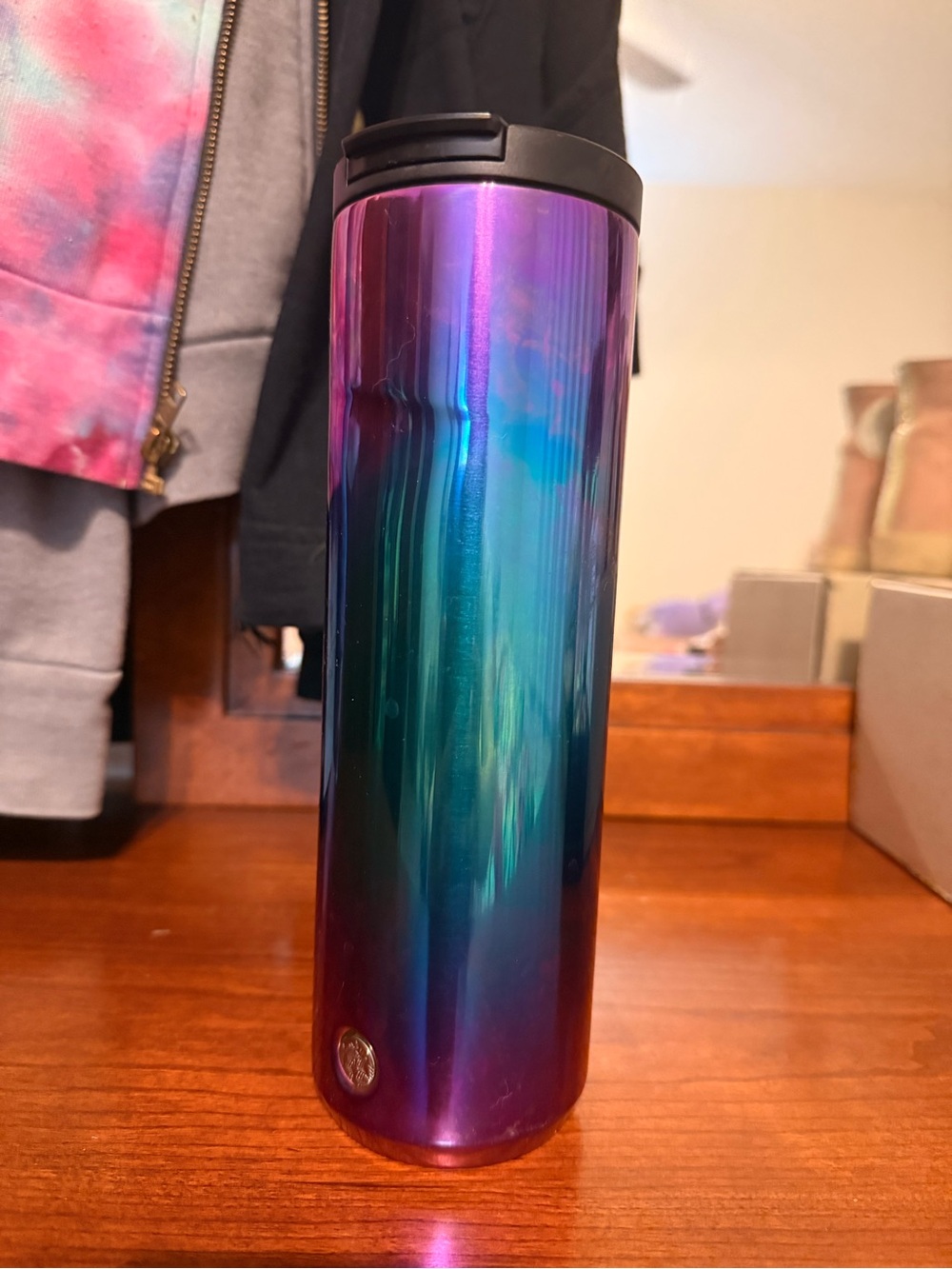 Starbucks Iridescent Purple Blue Travel Mug with Black Lid never used